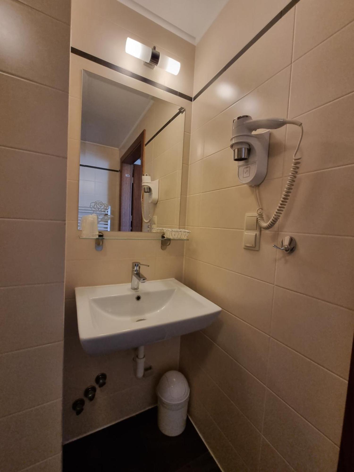 Palac Lucja Bb Hotell Zakrzów